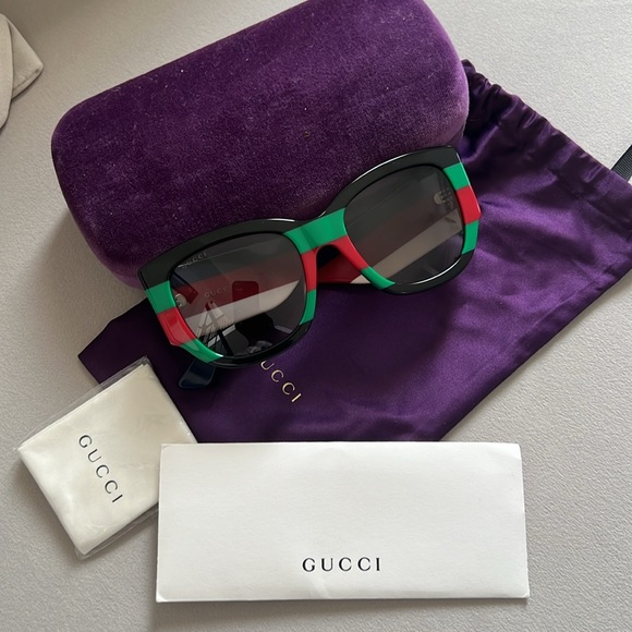 Gucci Sunglasses 🕶️, 💯 Authentic - Picture 7 of 7